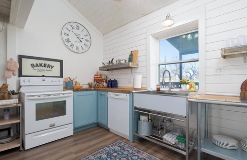Abilene House | Blue Legacy: Where Adventure & Relaxation Collide!