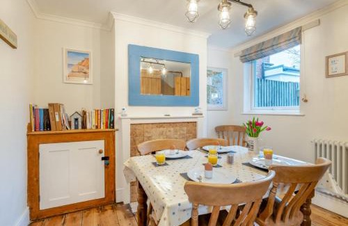 Kessingland House | Blue Moon Cottage