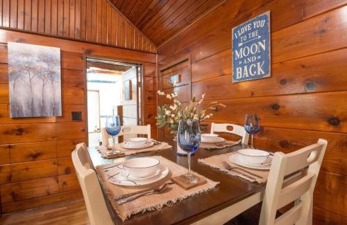 Helmsburg House | Blue Moon Log Cabin