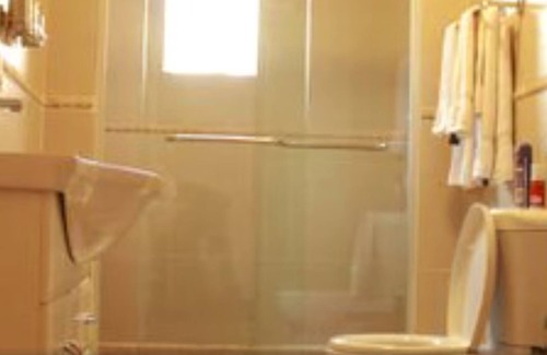 Teyateyaneng Hotel | Blue Mountain Inn