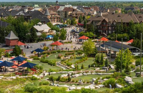 The Blue Mountains Hotel | Blue Mountain Resort Home Collection