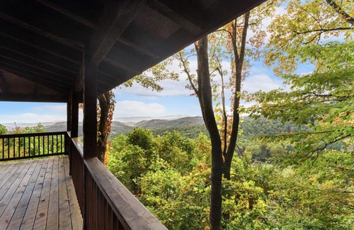Deep Gap House | Blue Mountain