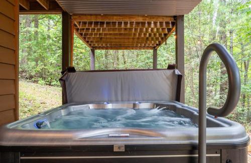 Cashes Valley House | Blue Ridge Cabin Near Downtown Fire Pit and Hot Tub