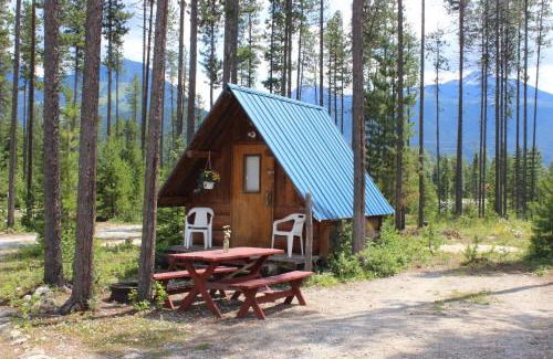 Blue River Resort | Blue River Campgrounds & Cabin-public washroom