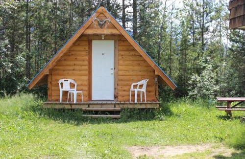 Blue River Resort | Blue River Campgrounds & Cabin-public washroom