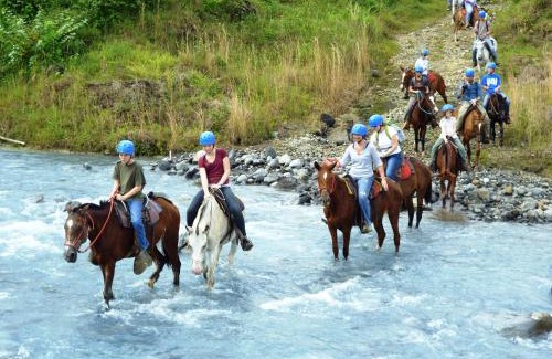 Guayabo Hotel | Blue River Resort & Hot Springs