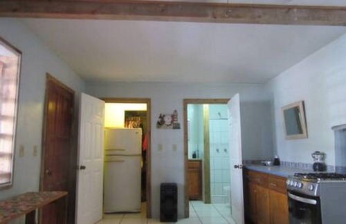 Jonesville House | Blue Rock Vacations, Lower Apt
