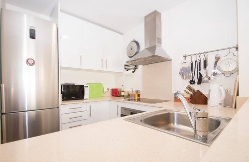 Canet de Mar Apartment | Blue Sea Apartment with Sun Terrace & Wi-Fi