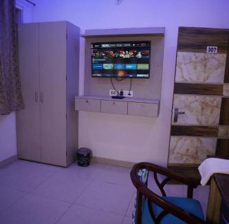 Kanpur Hotel | Blue Sky Hotels and Banquet