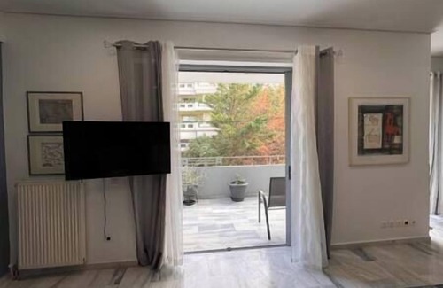 Khalandrion Apartment | Blue Spacious Flat wt Parking nr Marousi Hospitals