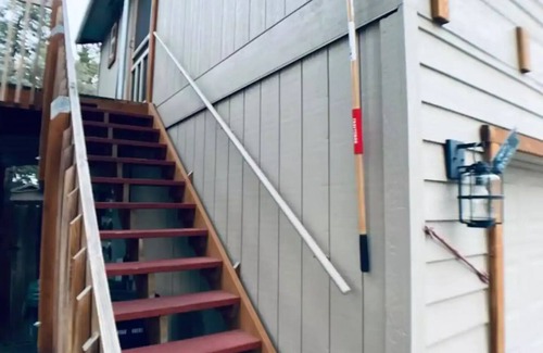 Orchard District House | Blue Spruce Guesthouse - Walkable to river trail and downtown Bend