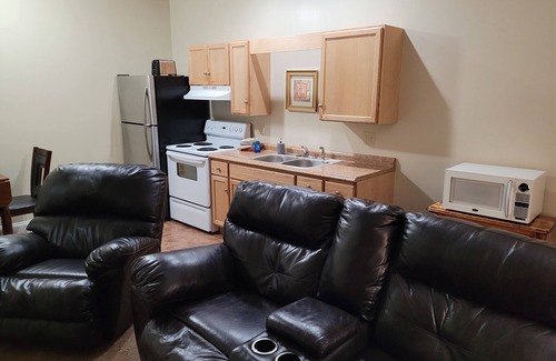 Massena Hotel | Blue Spruce Motel