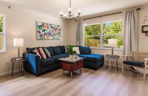 South Venice House | Blue vacation house
