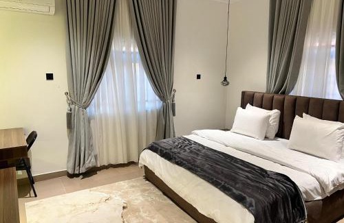 Wuse 2 Apartment | Blue velvet 3 bedroom