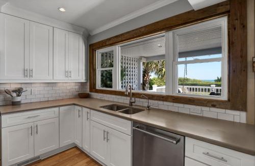 South End House | Blue Wave Retreat by Sea Scape Properties