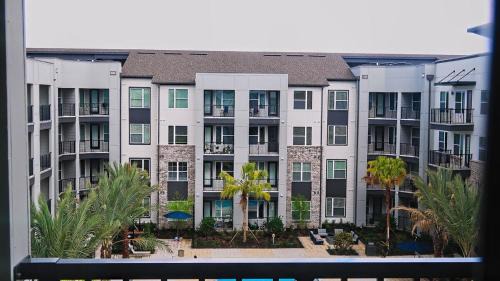 Southside Apartment | Blue Waves Serenity 1BD Lux King - Southeast Jax