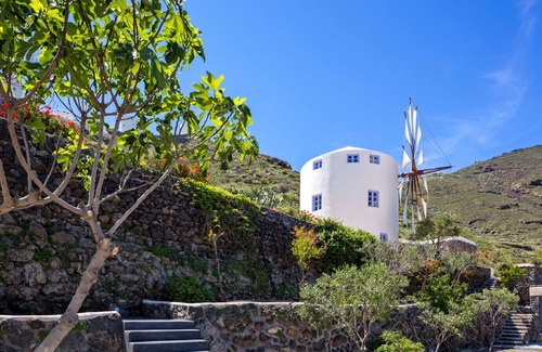 Imerovigli Villa | Blue Windmill Santorini luxury villa with private pool and sea view