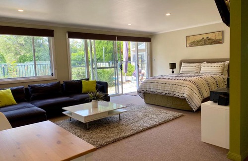 Scone House | Blue Wren Cottage Scone