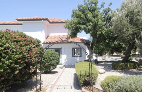 Kayalar Villa | Bluebell Villa - Luxury 4 Bedroom Villa Kayalar