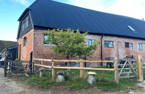 Michelmersh Apartment | Bluebells Farmstay
