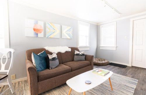 Old Bend House | Bluebird Day - Aspen Getaway
