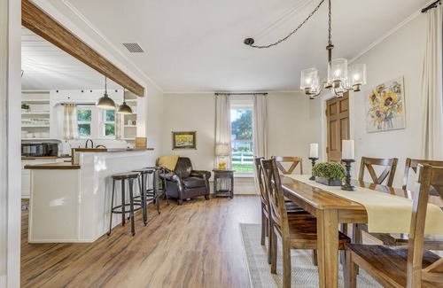 Monument House | Bluebird Inn