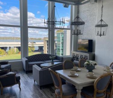 West Main Historic District Apartment | Bluegrass River View! Soak & Savor by Hollyhock