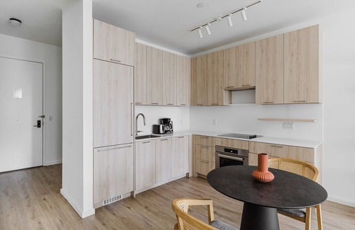 Clinton Hill Apartment | Blueground | Clinton Hill, pool, gym & AC, nr park