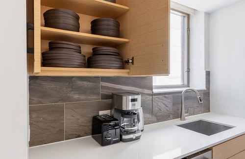 Financial District Apartment | Blueground | Financial District, rooftop, nr City Hall