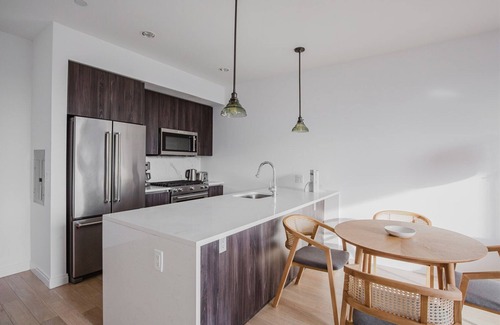 Historic Downtown Apartment | Blueground | Jersey City, EV charging, nr park