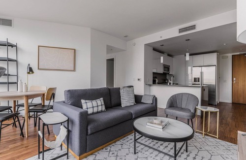 South Beach Apartment | Blueground | Rincon Hill, pool & EV, nr Ferry