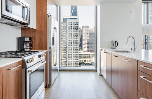 South Beach Apartment | Blueground | Rincon Hill, pool & EV, nr Ferry