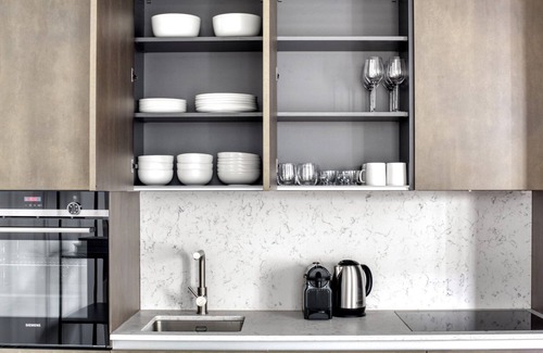 Gaillon Apartment | Blueground | Saint-Honoré, nr Rue de Rivoli