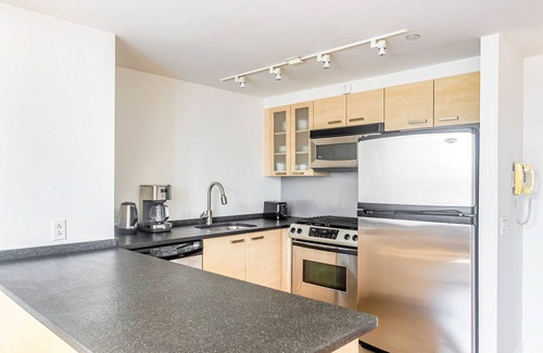 Tribeca Apartment | Blueground | Tribeca, pool, nr City Hall