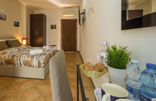 Olginate Hostel | Bluelake Inn - Ostello