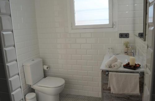 Mataro Apartment | BlueLine 25km BCN-Piscina, sauna y vistas al mar