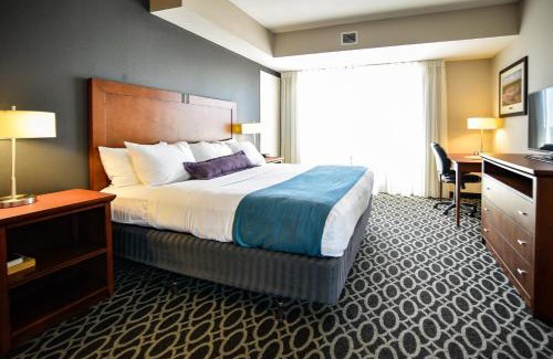 Manhattan Hotel | Bluemont Hotel