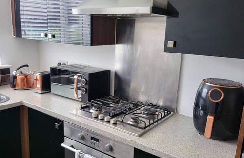 Clayton House | Bluesea Home near etihad, Co-Op Live, with free 2 parking spaces, Wifi