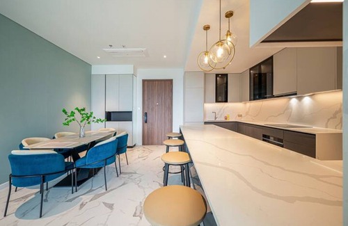 Him Lam Apartment | Bluesky Metropole Galleria Luxury