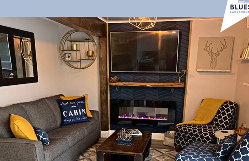 Leeds and the Thousand Islands Cottage | Bluestar Lakefront Cottage Rental - 1000 Islands Region - Gananoque