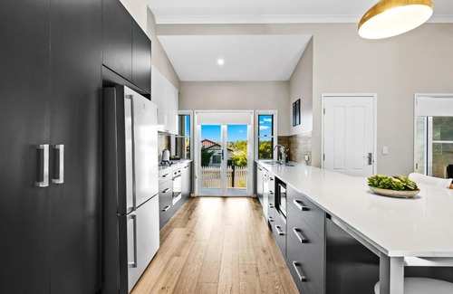 Toowoomba House | Bluestone Cottages - The Villa