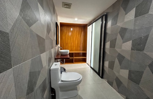 Basdiot Hotel | Bluewaves Hostel & Villa Panagsama by Hiverooms
