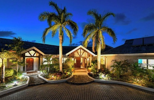 English Harbour Villa | Bluff House -English Harbour villa with pool and exceptional views, sleeps 12-14