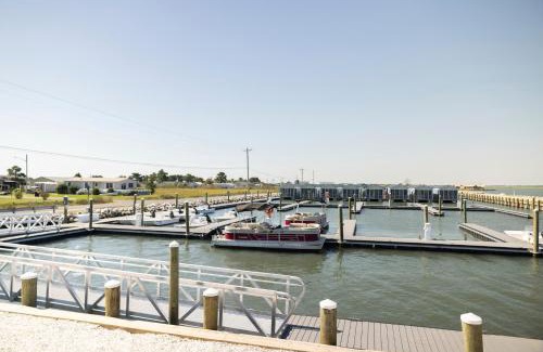 Chincoteague House | Blufin Bungalows & Marina