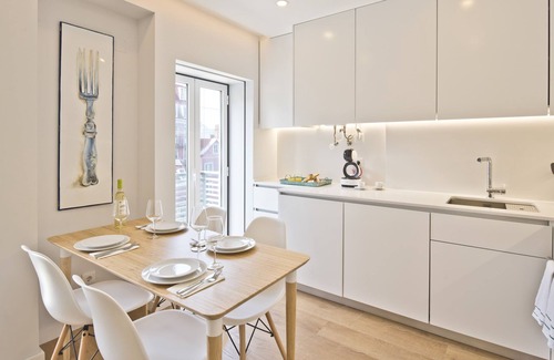 Lisbon Old Town Apartment | BmyGuest Bruno's 36 Exclusive Apartments IV (C99)