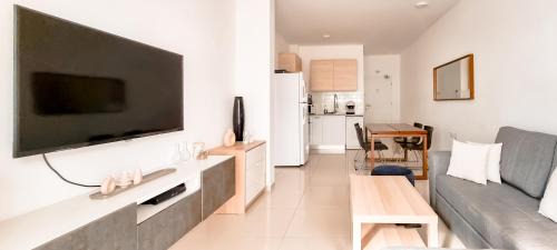 Tel Aviv Promenade Apartment | BnBIsrael apartments - Ben Yehuda Nuage