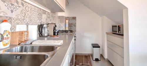 Florentin Apartment | BnBIsrael apartments - Markolet Camelia