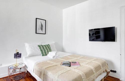 Arsenal Apartment | BnBNova - Le Marais & Place des Vosges