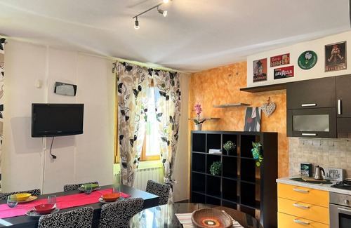 Comabbio Apartment | Bnbook Apartment La Casaccia