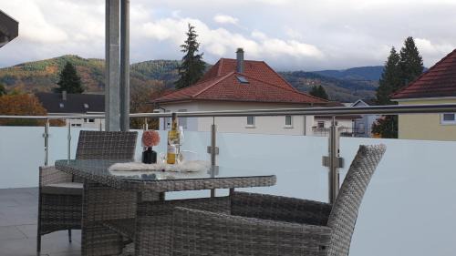 Buhl Apartment | Boardingappartement Windeckblick, ruhige, zentrale Lage mit großem Südbalkon